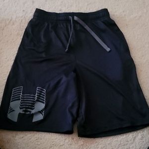 Youth Medium under armour shorts